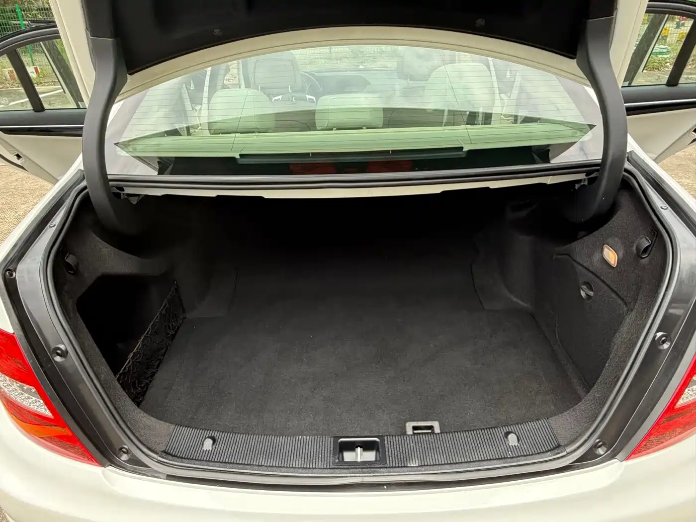 Mercedes-Benz C-Class 2013 C 180 Classic Grand Edition фото 15