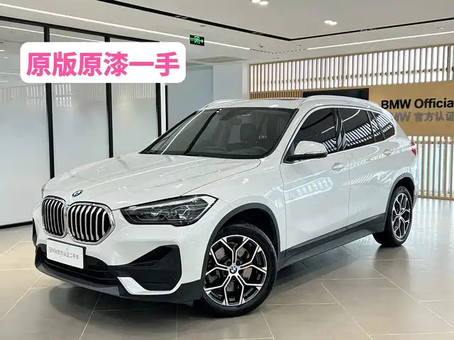 BMW X1 2022 sDrive25Li Leading — фото 1