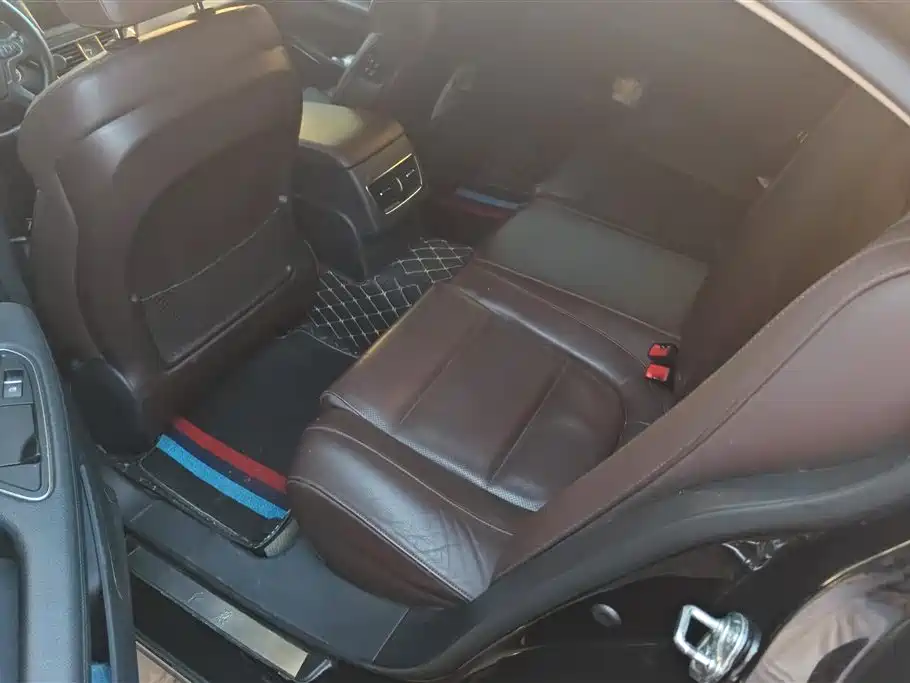 Hongqi H7 2019 1.8T Comfort Edition фото 11