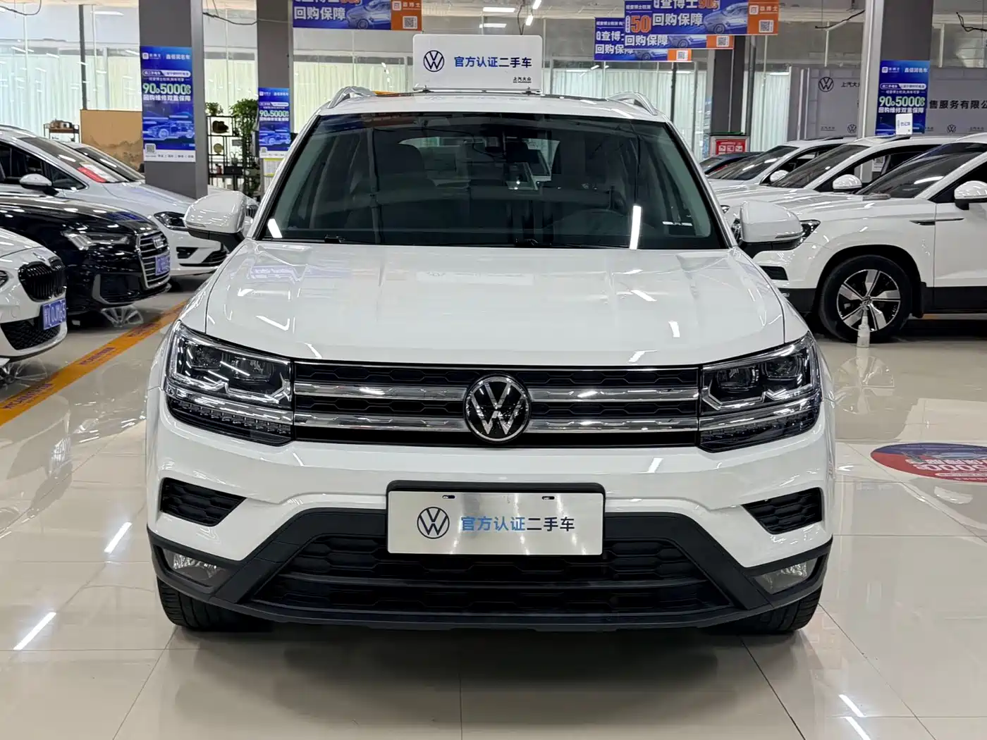 Volkswagen Tharu 2022 280TSI FWD Luxury Edition фото 2