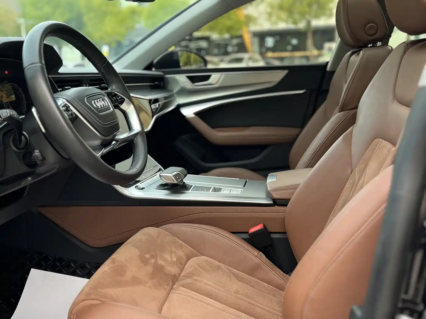 Audi A7L 2024 45 TFSI Luxury фото 11