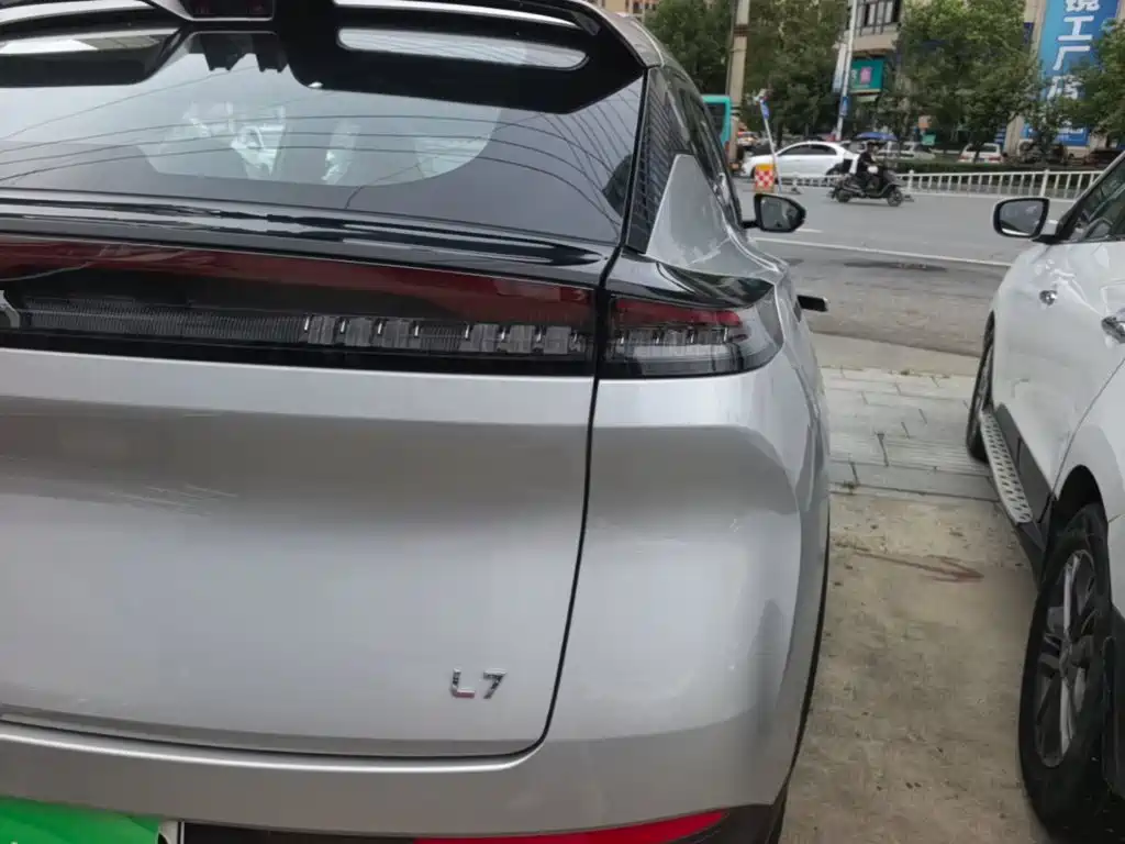 Dongfeng Aeolus Dongfeng Fengshen L7 2026 2025 205 Ultra Long Range Luxury