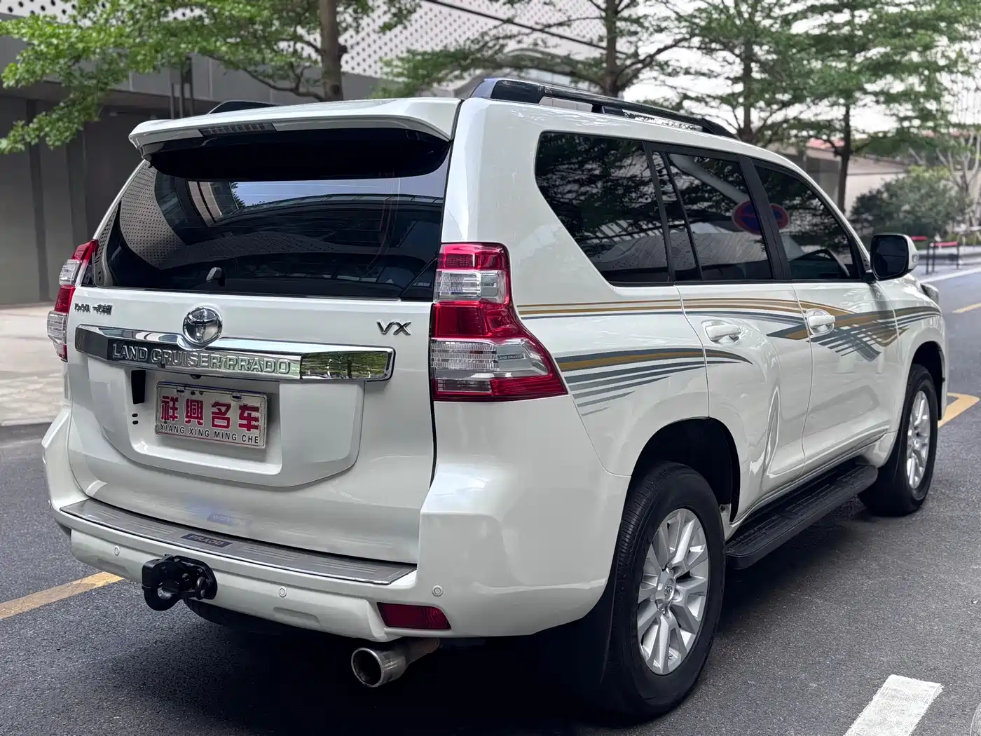 TOYOTA PRADO