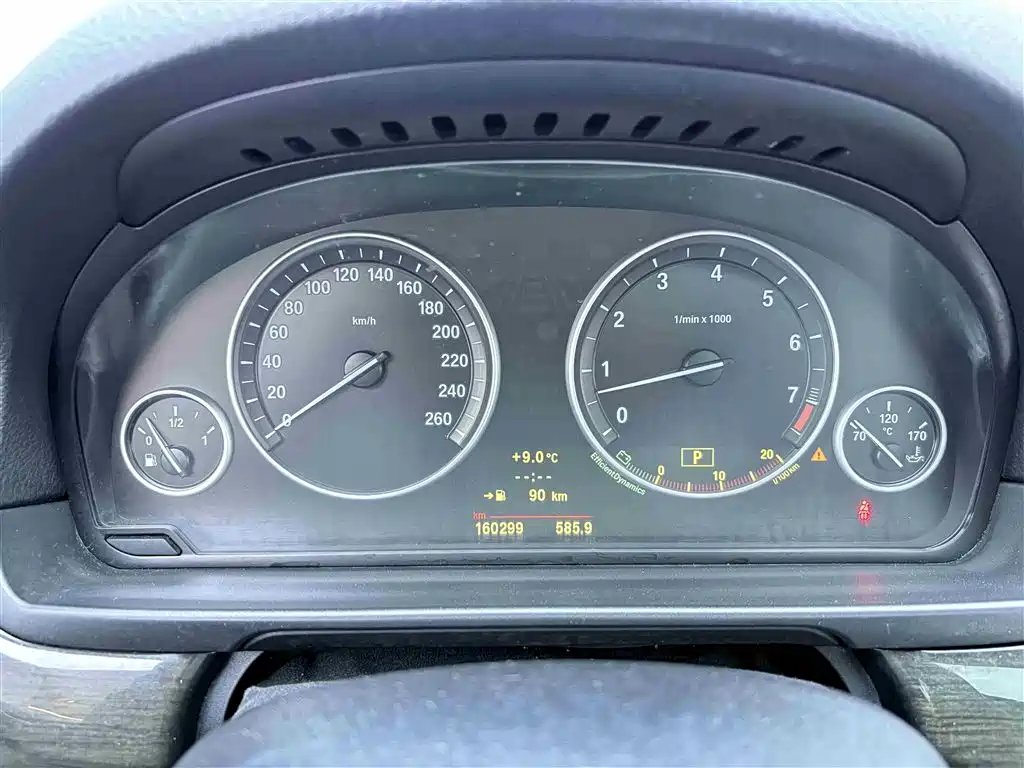 BMW 5 Series 2011 535Li Luxury фото 20