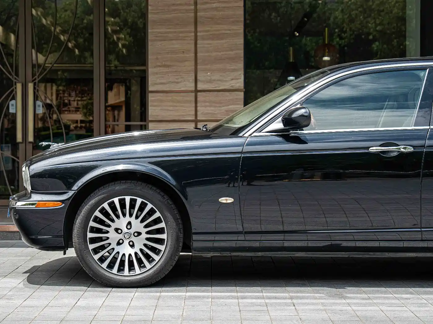 Jaguar XJ 2006 2005 Model XJ6L 3.0