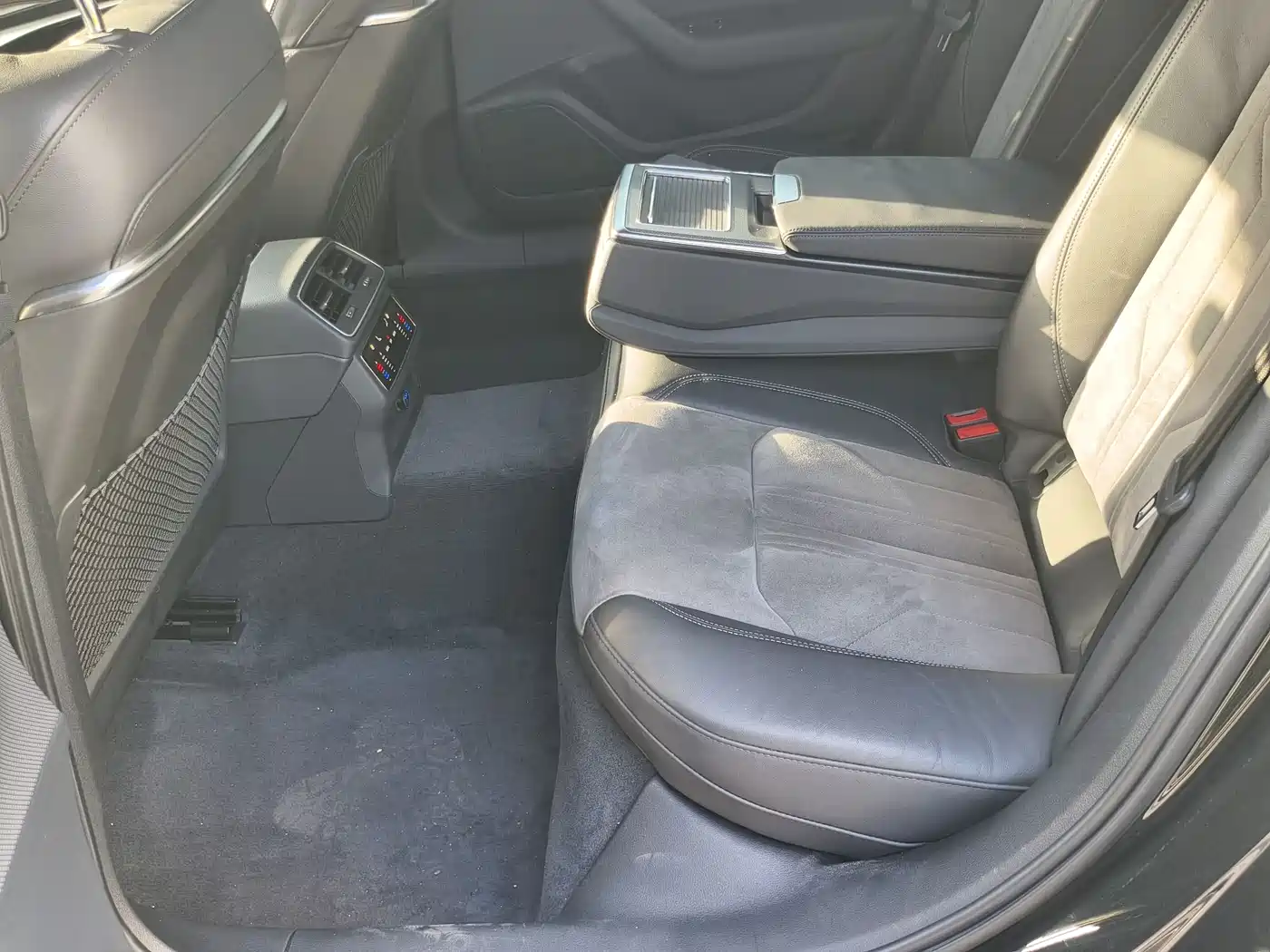 Audi A6L 2020 45 TFSI quattro Premium Dynamic фото 9