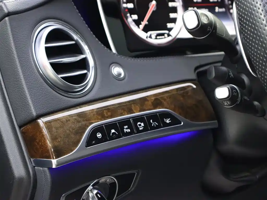 MERCEDES-BENZ S CLASS AMG