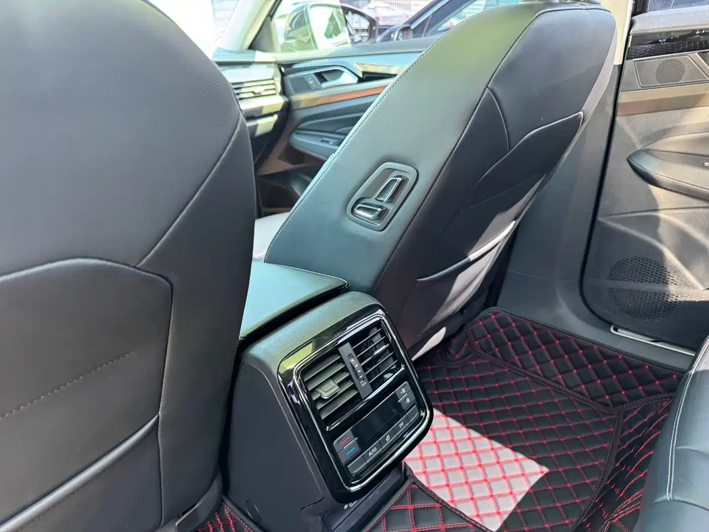 VOLKSWAGEN PASSAT NEW ENERGY