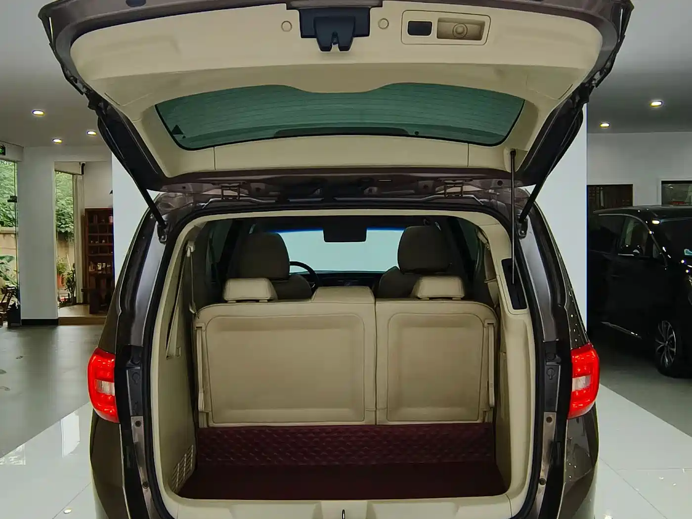 Buick GL8 2014 3.0L XT Luxury Business Flagship фото 30