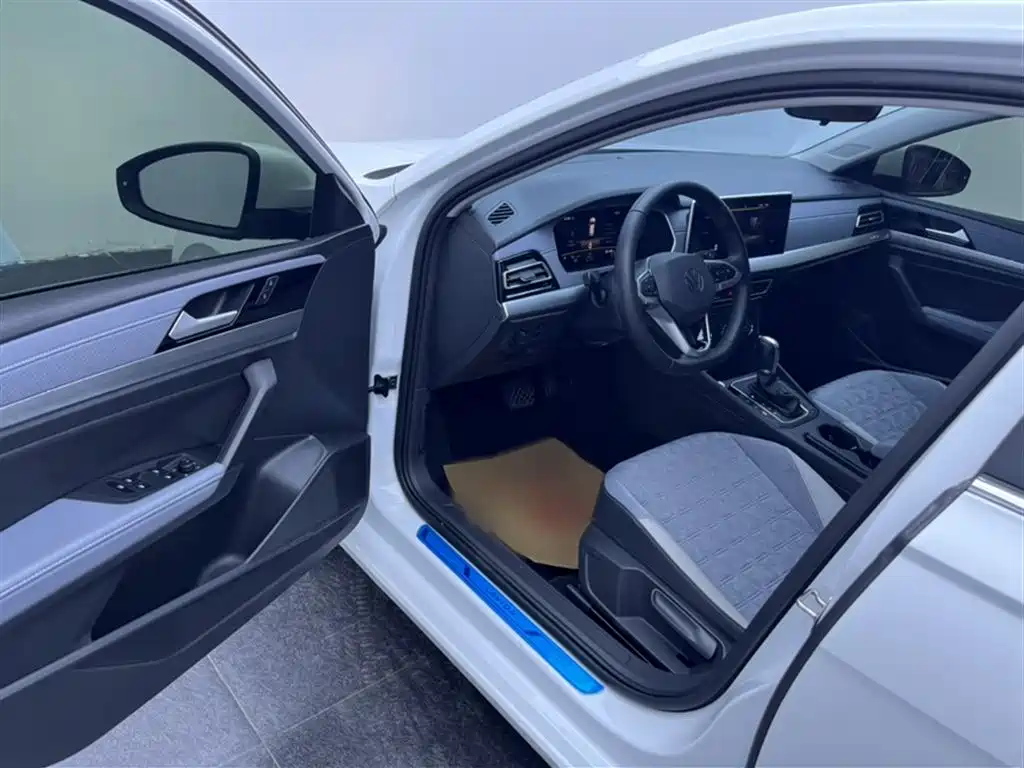 Volkswagen Lavida 2023 300TSI DSG Comfort Edition фото 14