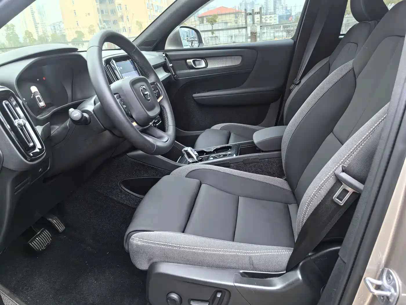 Volvo XC40 2024 2024 B3 Smart Elite Luxury Edition