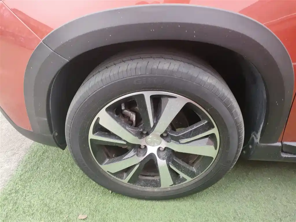 Peugeot 2008 2018 1.6L Automatic Fashion Edition фото 25