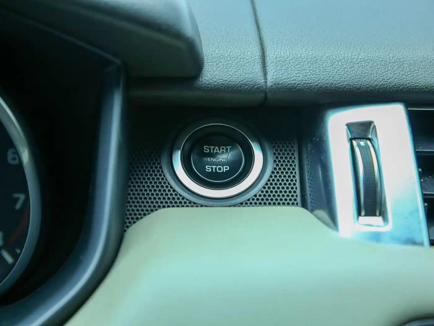 Land Rover Range Rover Sport 2014 3.0 SC V6 HSE DYNAMIC фото 23