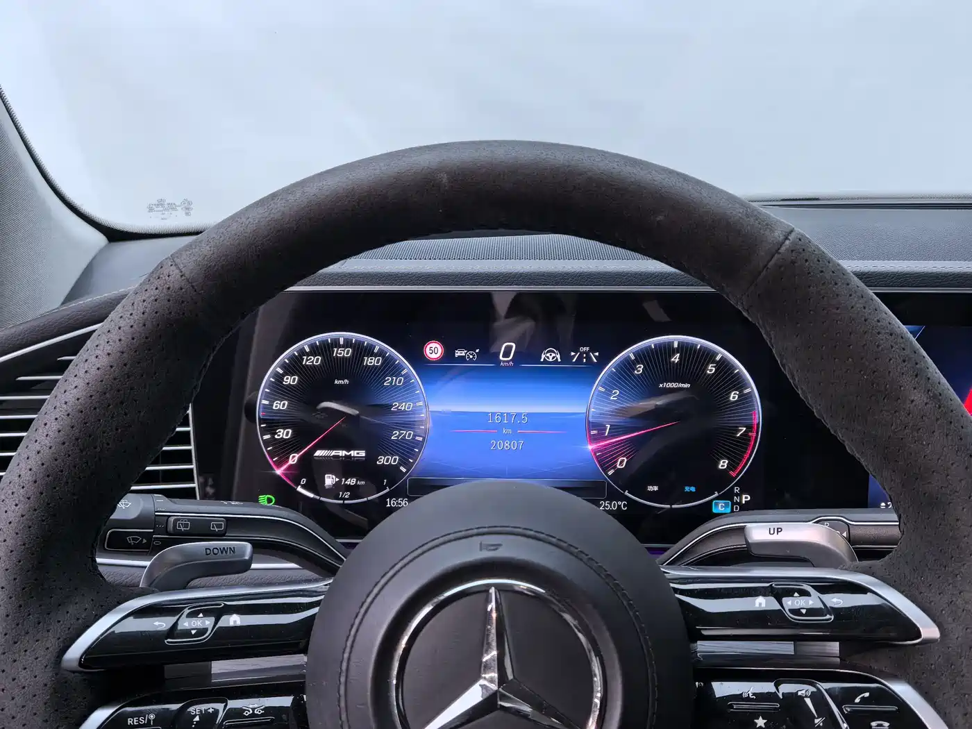 Mercedes-Benz GLE 2024 GLE 450 4MATIC Luxury фото 11