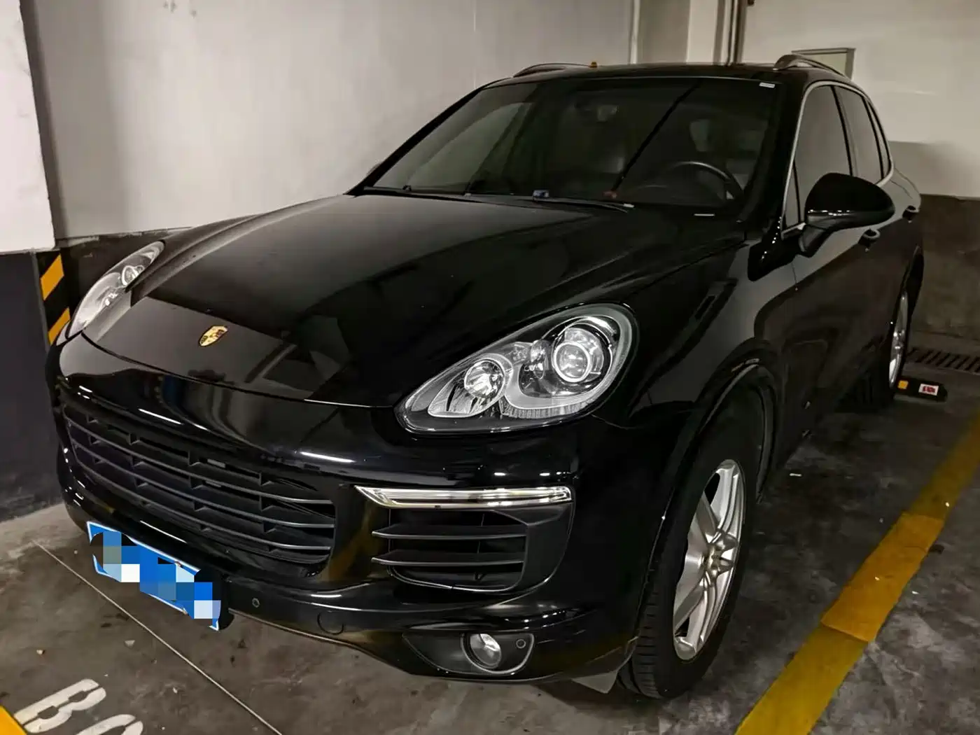Фото 1 - Porsche Cayenne