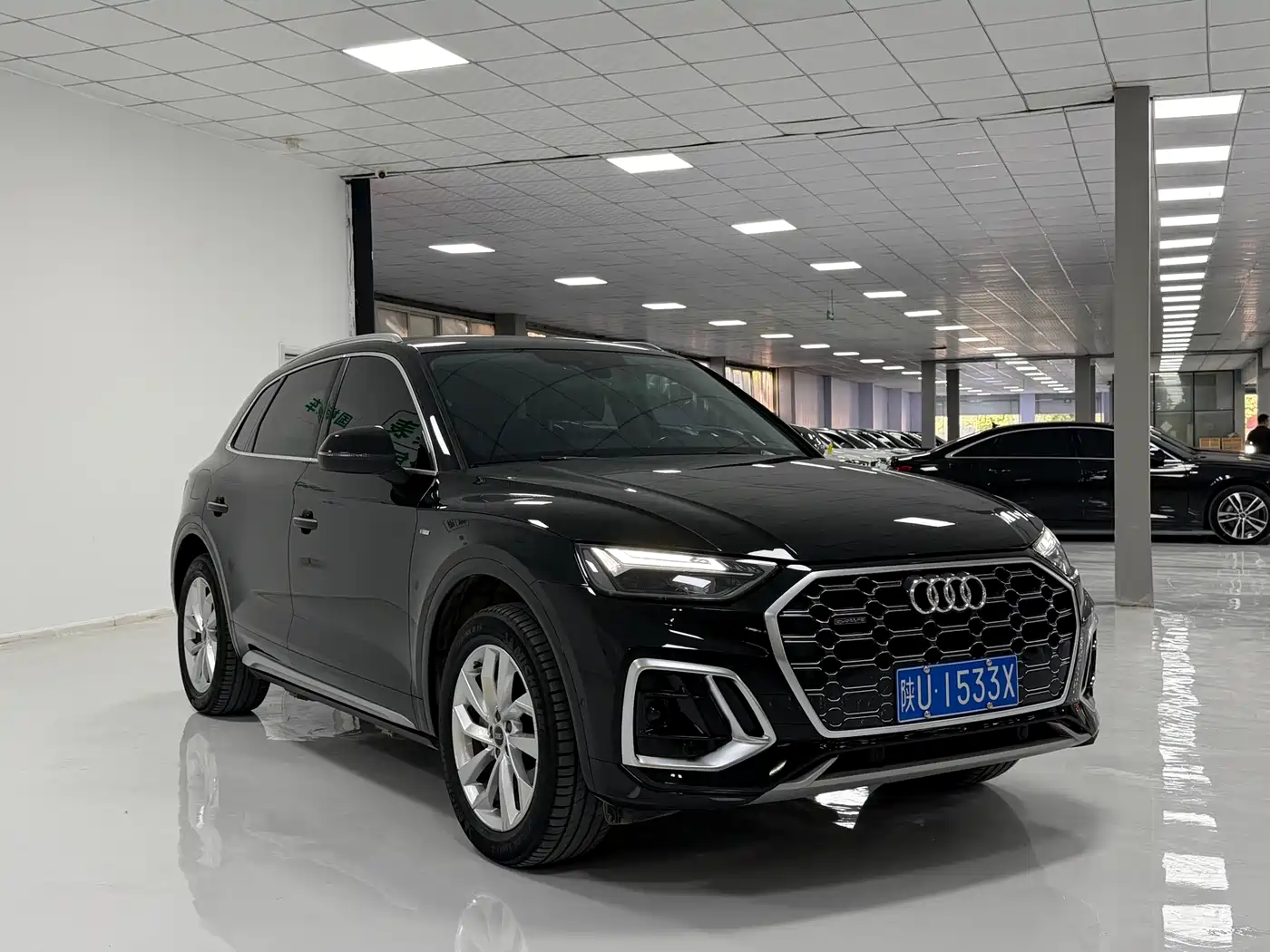 Audi Q5L 2022 40T Luxury Dynamic фото 3