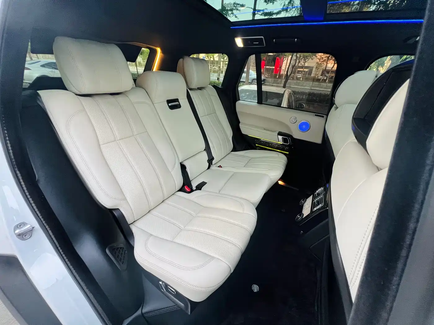 Фото 22 - Land Rover Range Rover