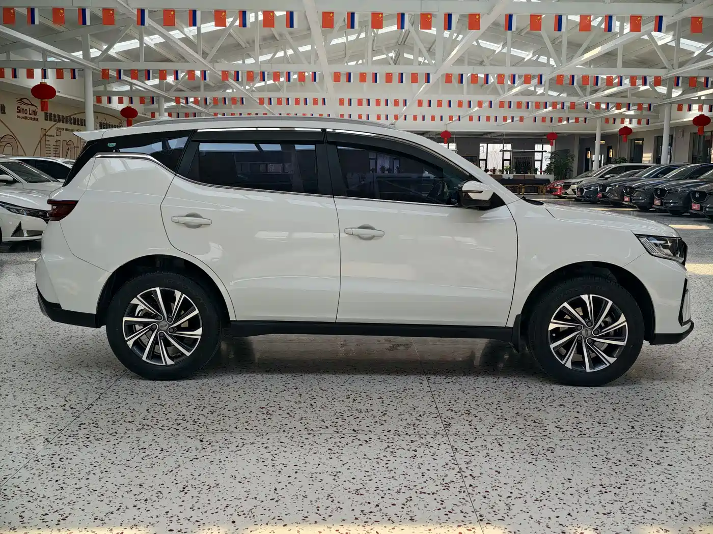 GEELY AUTOMOBILE VISION X6