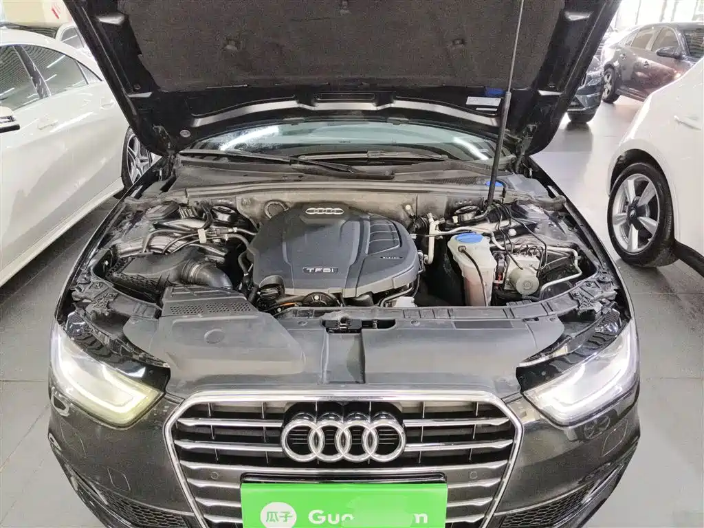 Audi A4L 2016 35 TFSI Collector's Edition S line Comfort фото 10