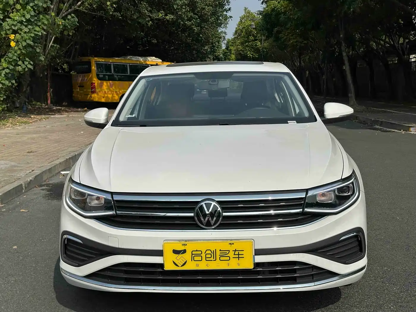 Volkswagen Bora 2025 Facelift 200TSI DSG Navigation Edition фото 2