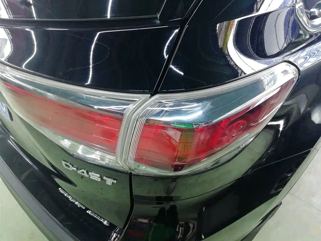 Toyota Highlander 2015 2.0T AWD Luxury Edition 7-seater фото 8