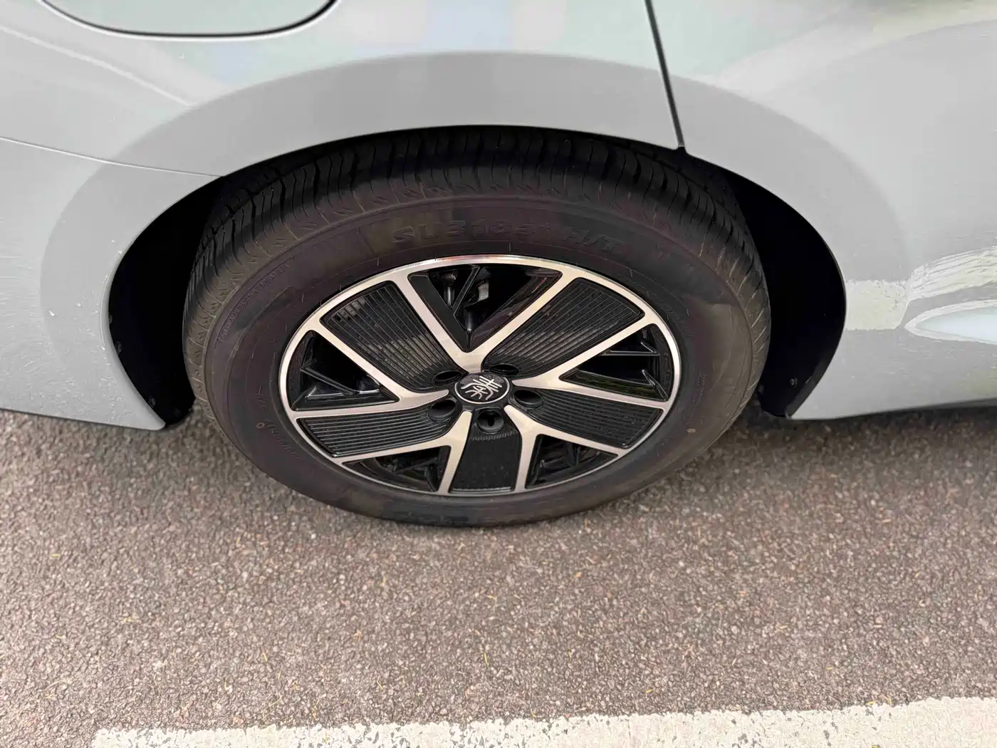 BYD Qin L 2025 DM-i Smart Drive Edition 120KM Surpassing фото 23