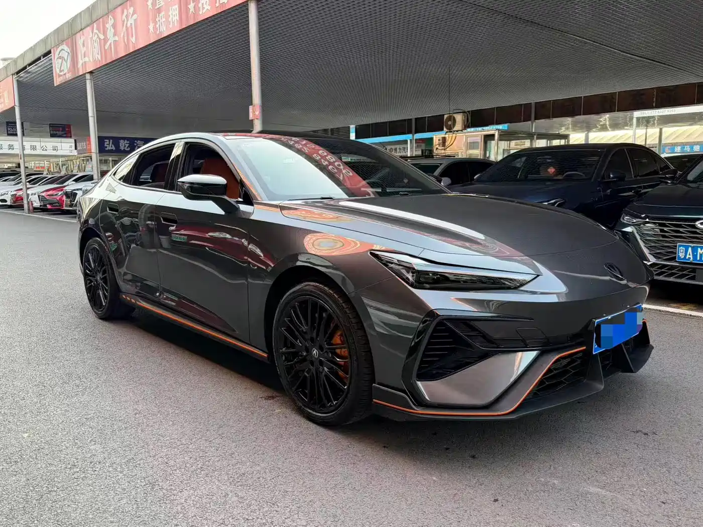 CHANGAN UNI-V