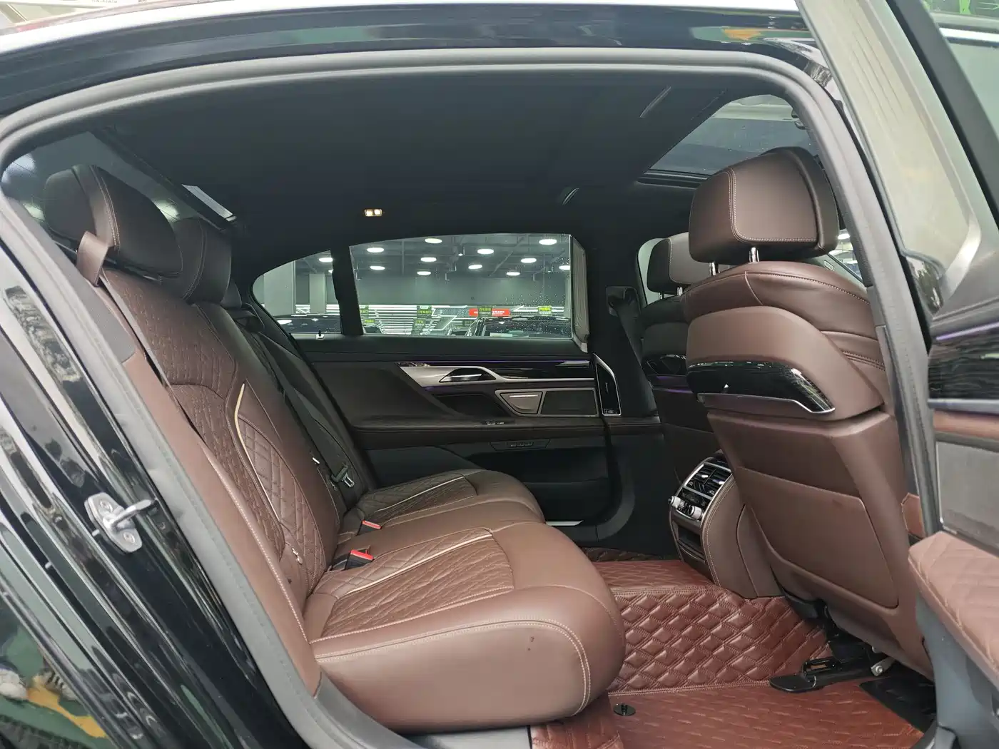 BMW 7 Series 2019 Facelift 740Li Leading M Sport Package фото 8