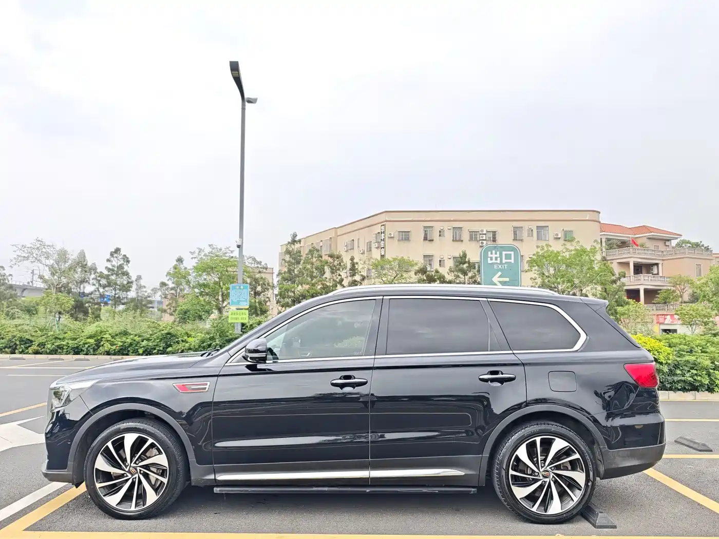 Hongqi HS7 2022 3.0T Auto 4WD Smart Connect Flagship 7-Seater фото 4