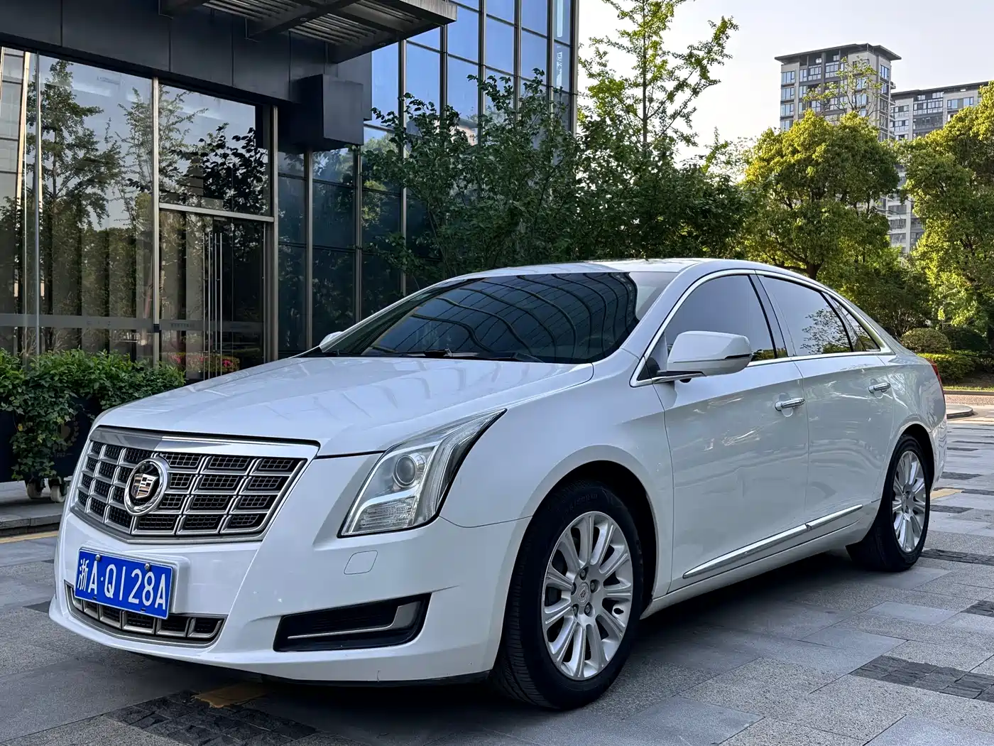 Cadillac XTS 2013 28T Elegance