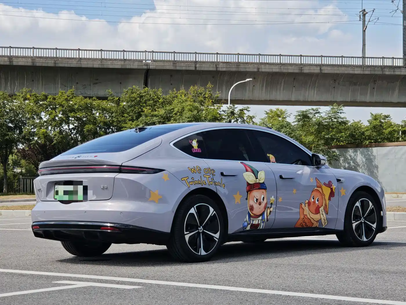 2026 NIO ET5