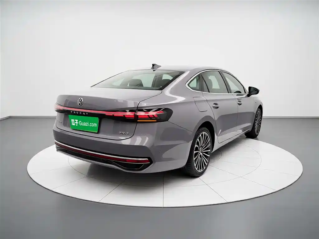 Volkswagen Passat 2025 Pro 380TSI Dragon Prestige Edition фото 7