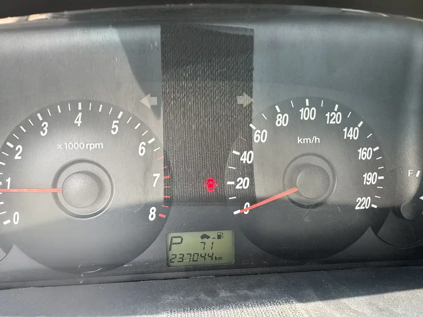 Hyundai Elantra 2005 Model 1.6L Automatic Luxury фото 22
