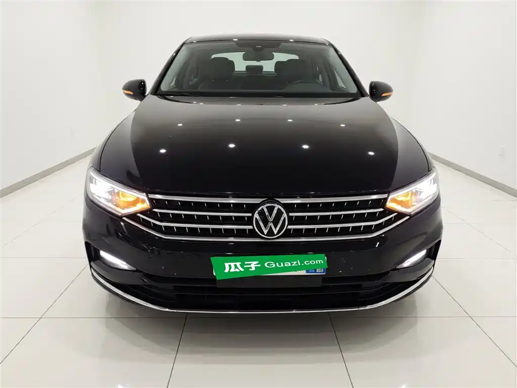 Volkswagen Magotan 2025 Popular Edition 280TSI DSG Comfort фото 3