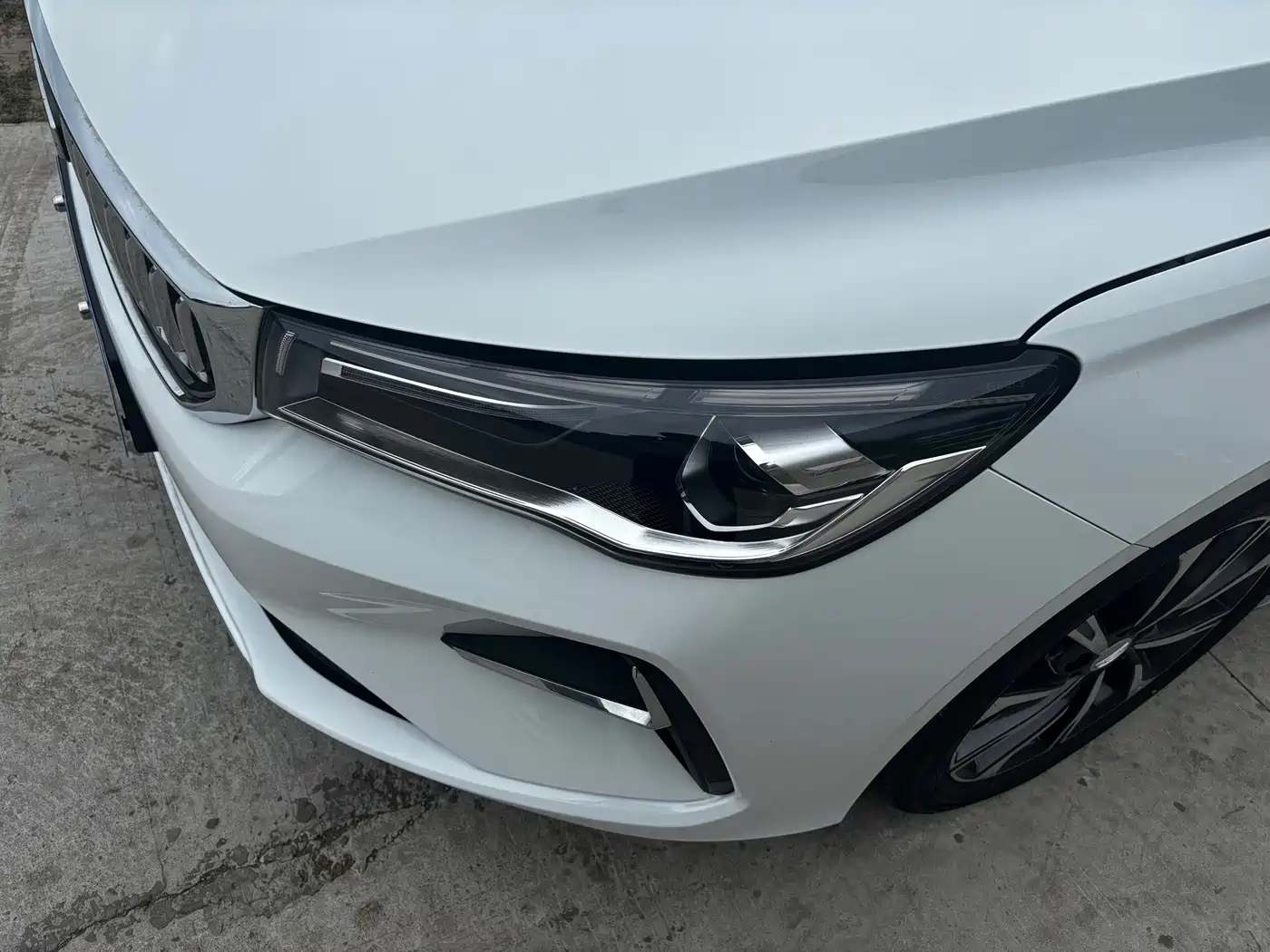 Фото 22 - Geely Emgrand