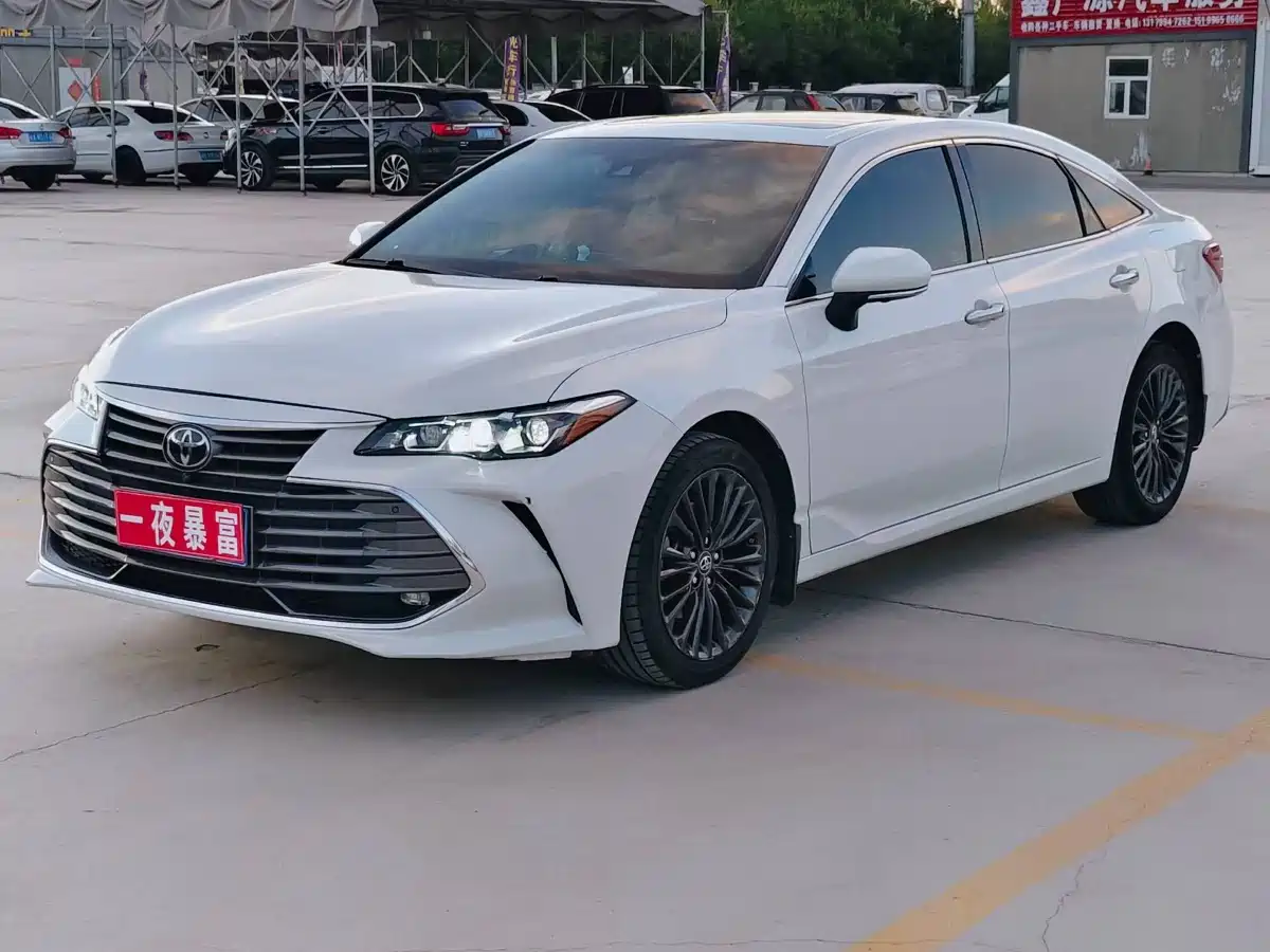 Toyota Avalon 2019 2.0L XLE Premium Edition (China VI)