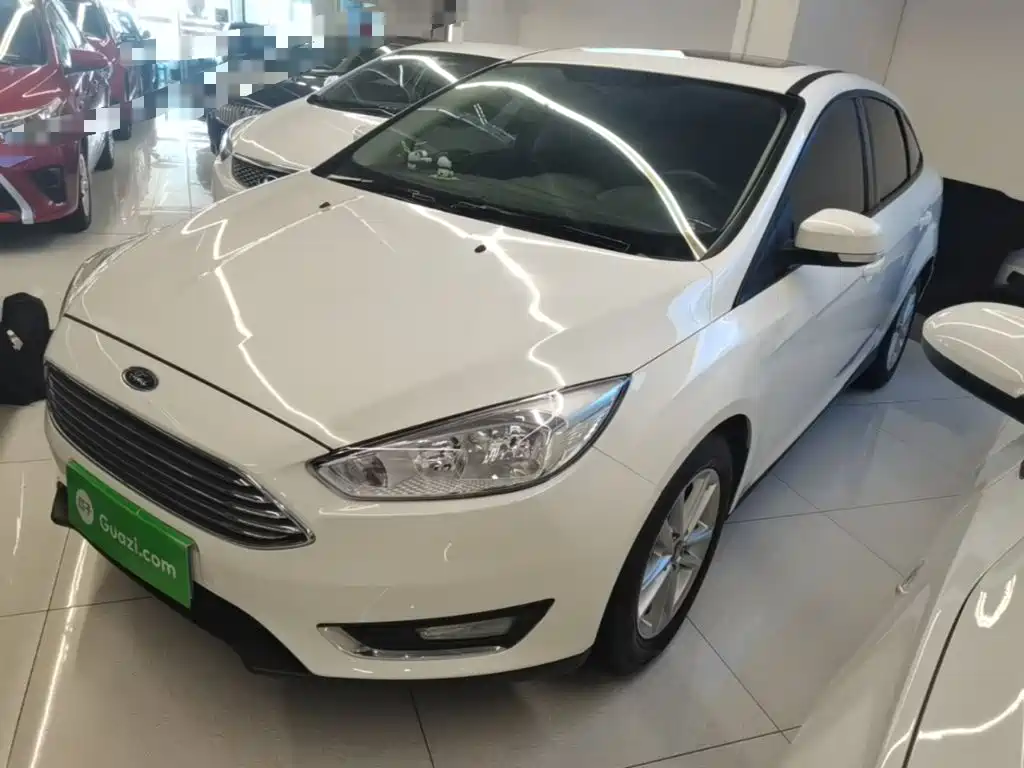 Фото 1 - Ford Focus