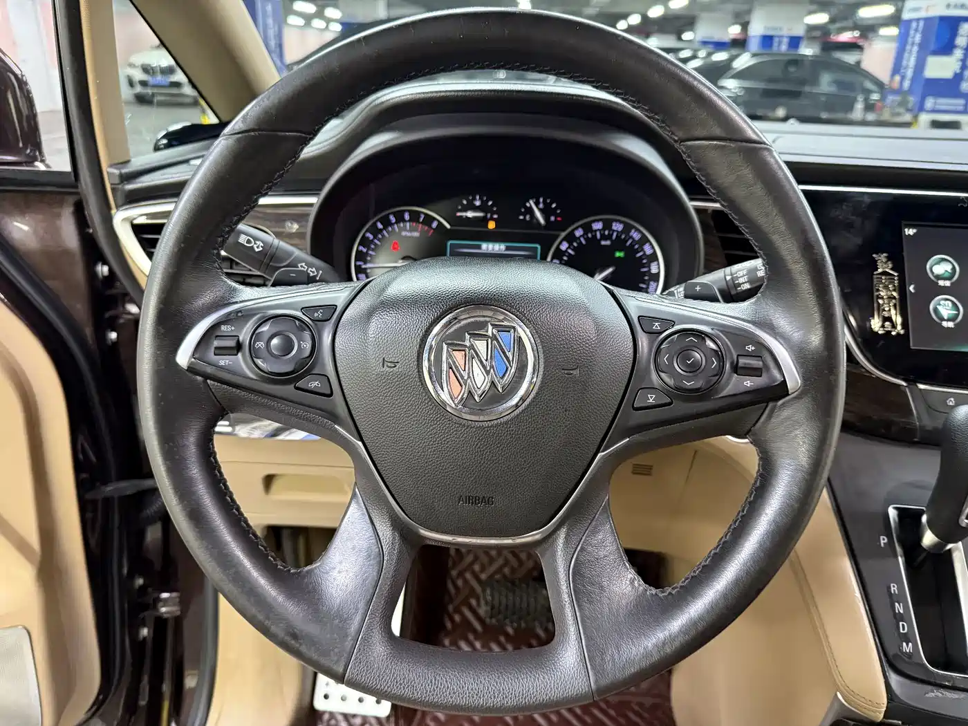 Buick GL8 2017 ES 28T Premium China V фото 28