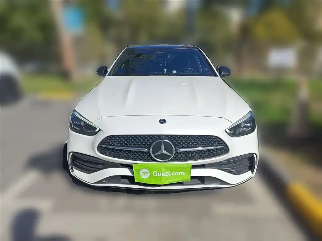 Mercedes-Benz C-Class 2023 Facelift C 260 L Night Sport Edition фото 2