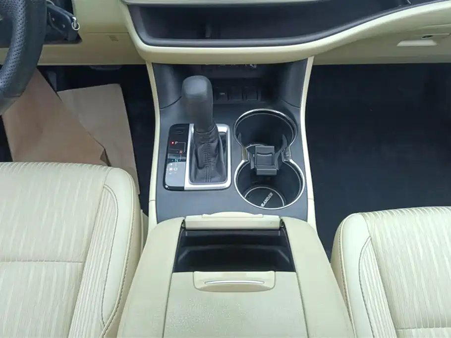 Toyota Highlander 2018 2.0T 2WD Elite 5-Seater China VI фото 16