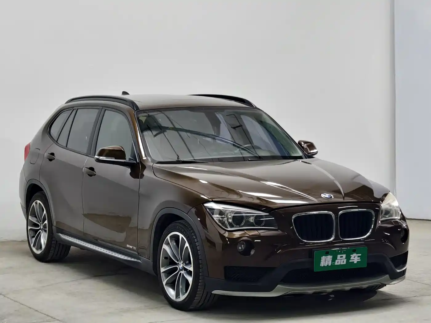 صورة 3 - BMW X1