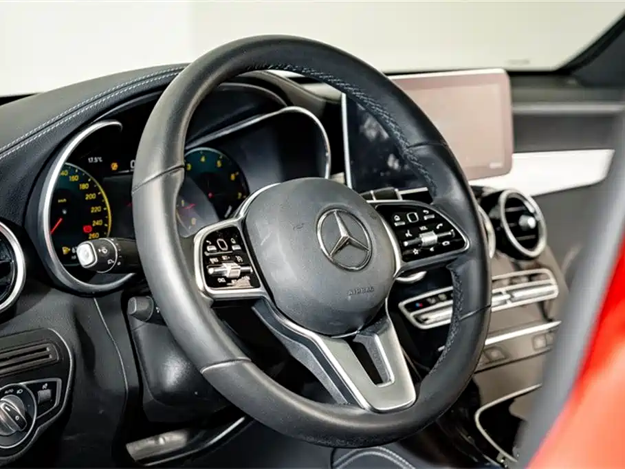 Mercedes-Benz GLC Coupe 2020 GLC 260 4MATIC Coupe SUV фото 12