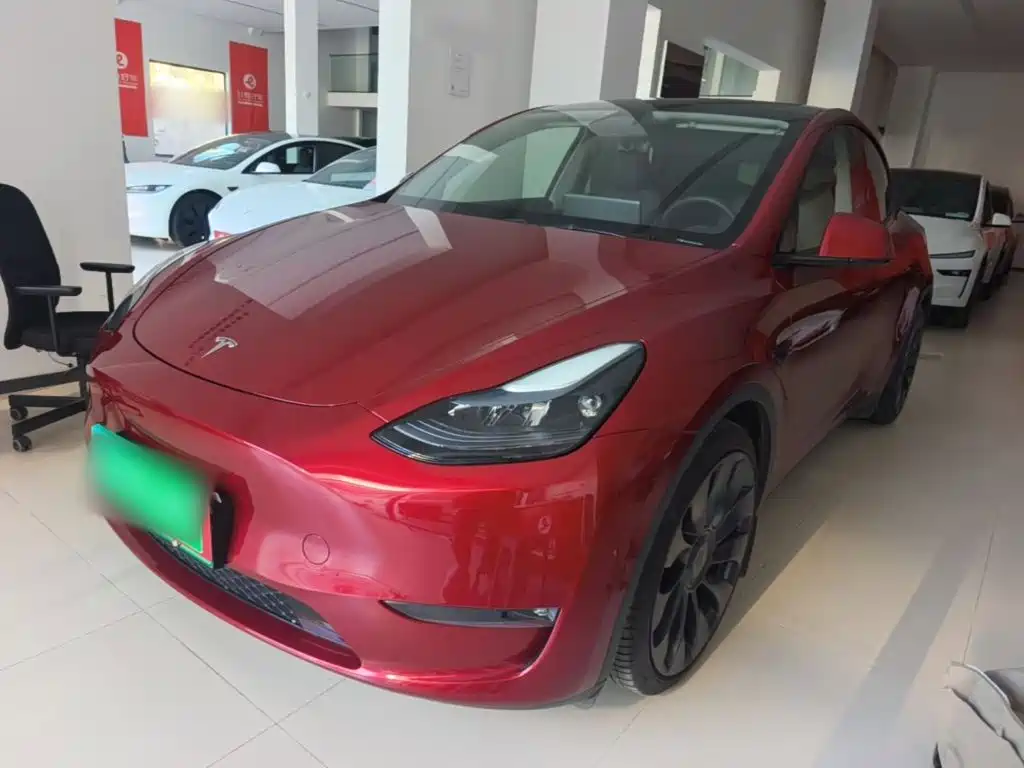 Photo 2 - Tesla Model Y