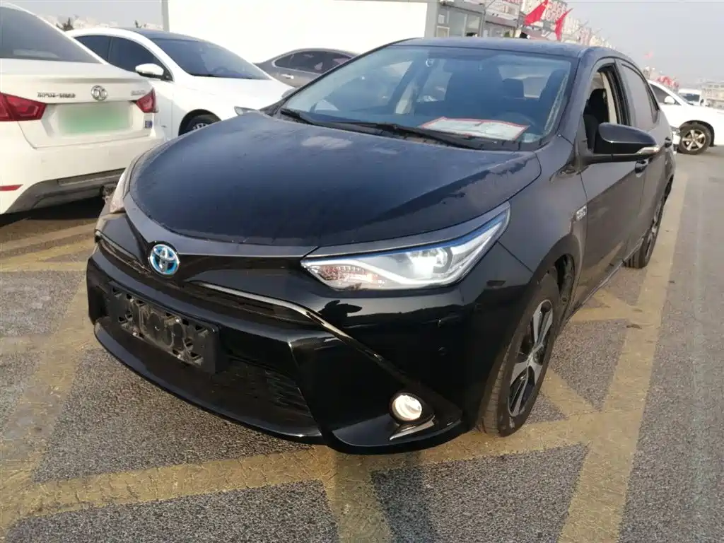 Toyota Levin Twin Engine E+ 2019 1.8PH GS E-CVT Elite Edition фото 2