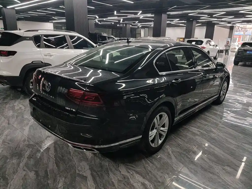 Volkswagen Magotan 2025 Popular Edition 280TSI DSG Comfort фото 5