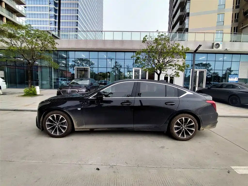Cadillac CT5 2025 2025 Model 28T Urban Sport Edition