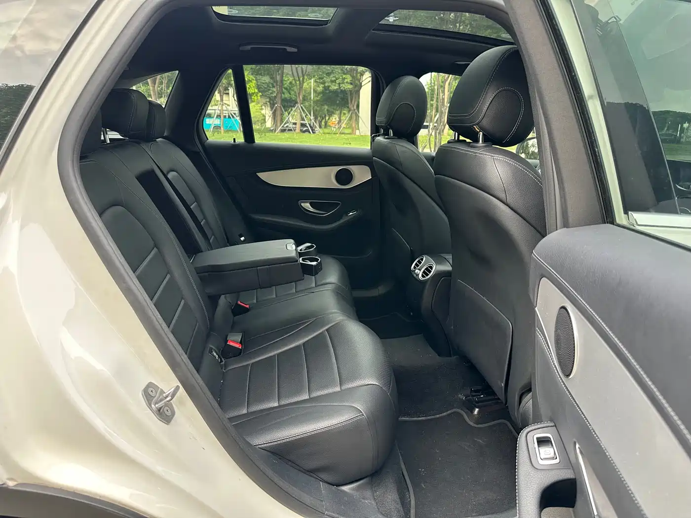 Mercedes-Benz GLC 2016 GLC 200 4MATIC фото 12