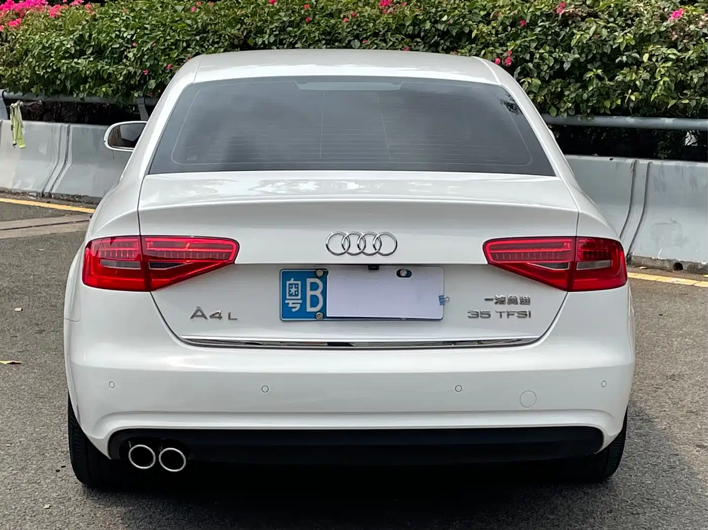 Audi A4L 2016 35 TFSI Collector's Edition Automatic Standard фото 8