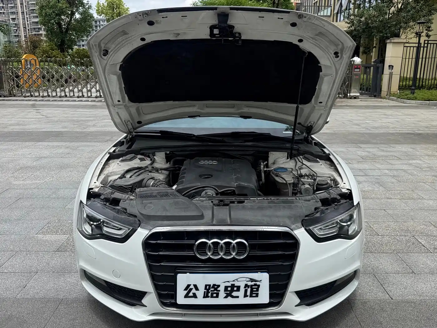 Audi A5 (Import) 2010 2.0TFSI Sportback Comfort фото 24