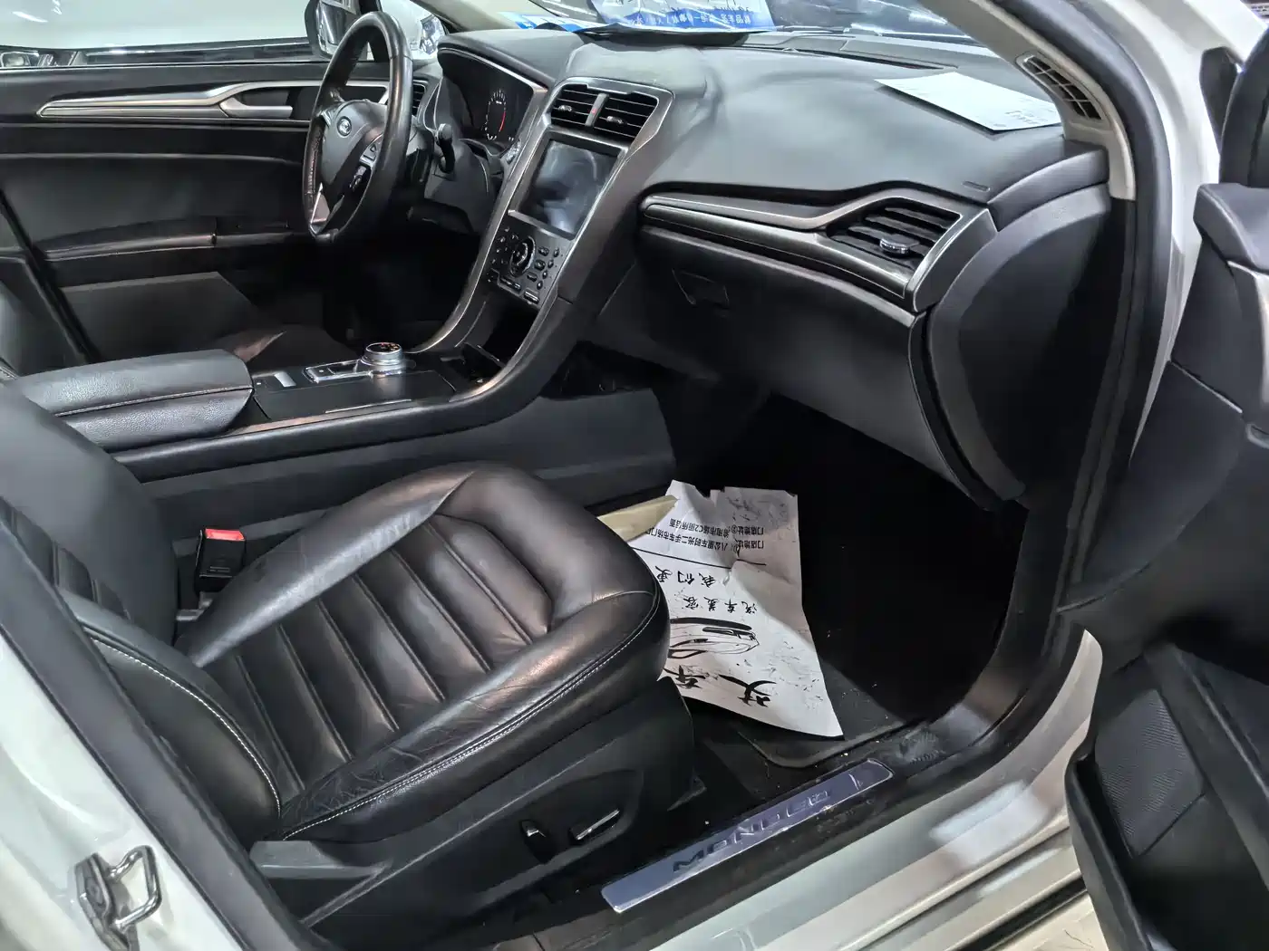 FORD MONDEO
